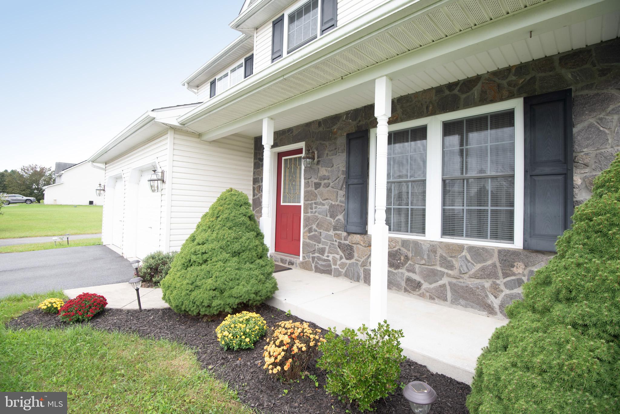 WINDSOR MANOR - Residential