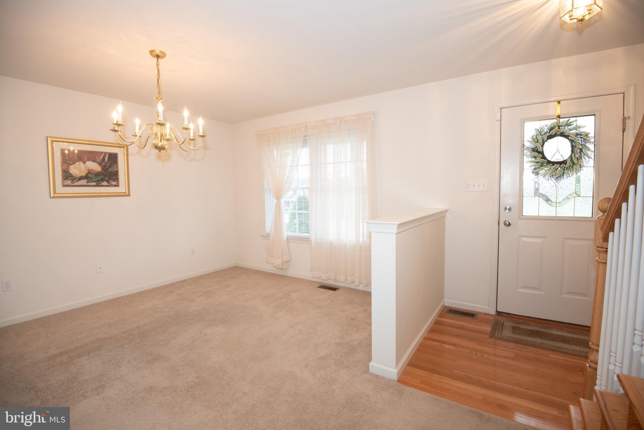 WINDSOR MANOR - Residential