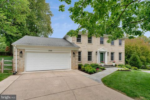 Photo of 2068 Kedge Drive, VIENNA, VA 22181 (MLS # VAFX2307058)