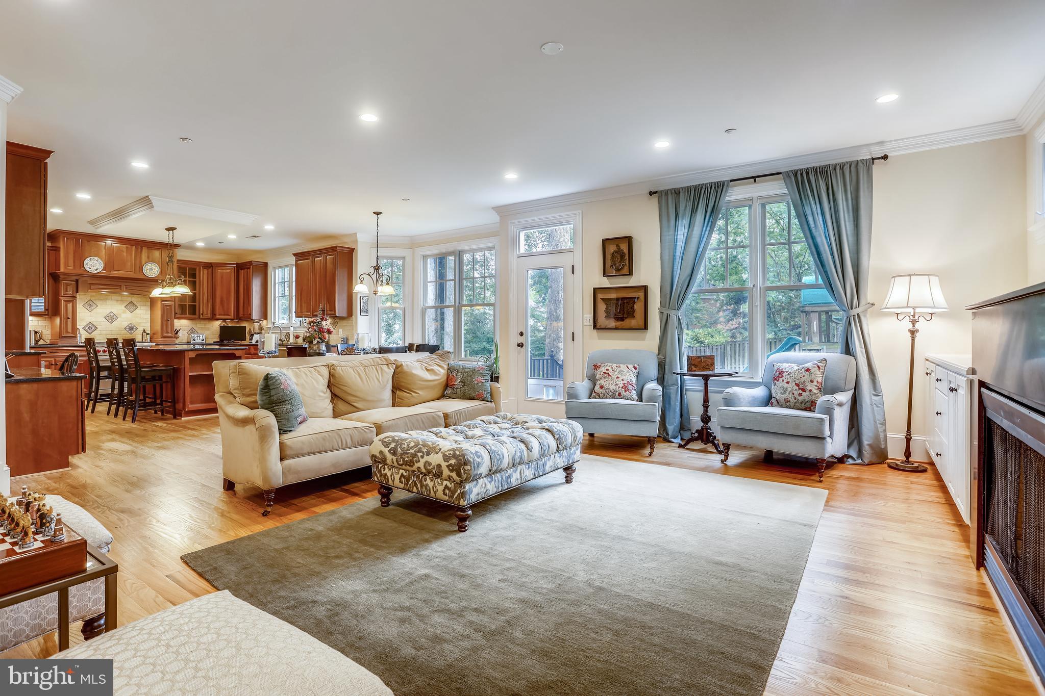 ALTA VISTA TERRACE - Residential