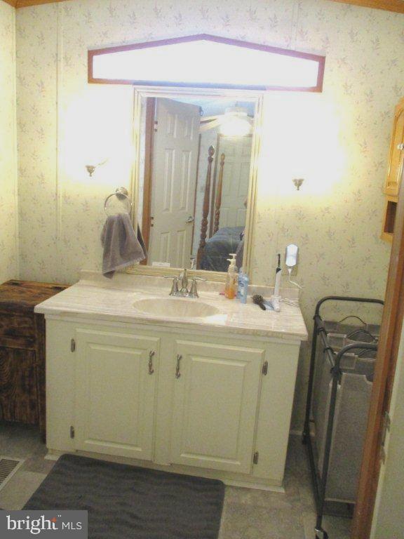 DEERFIELD VILLAGE MHP - Residential