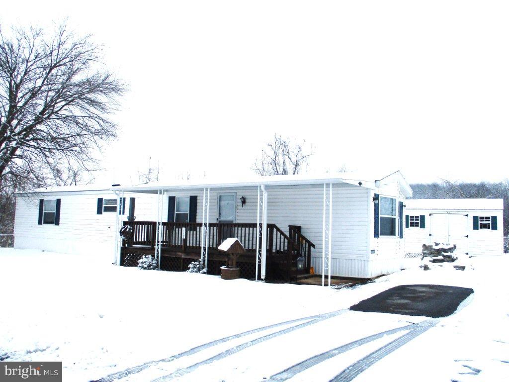DEERFIELD VILLAGE MHP - Residential