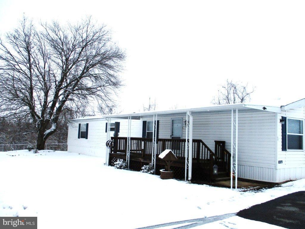 DEERFIELD VILLAGE MHP - Residential