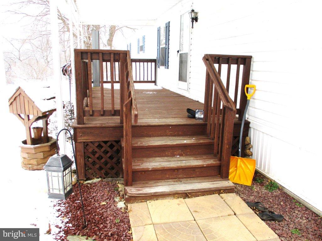 DEERFIELD VILLAGE MHP - Residential