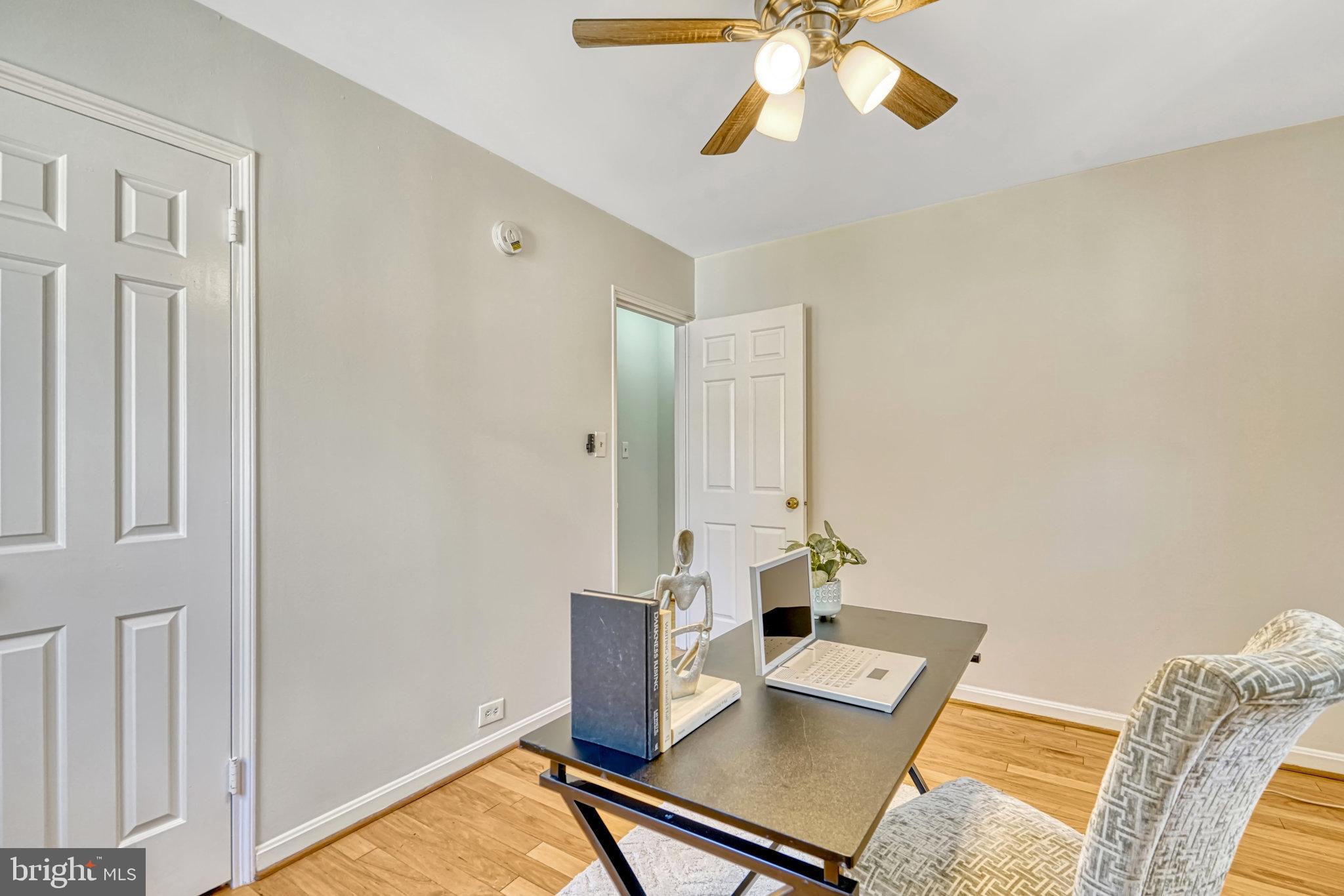 ARLINGTON OAKS - Residential