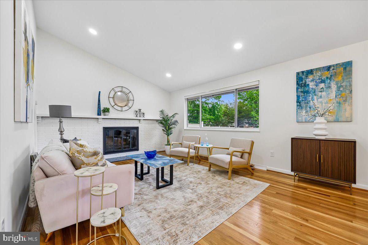 KEMP MILL ESTATES - Residential