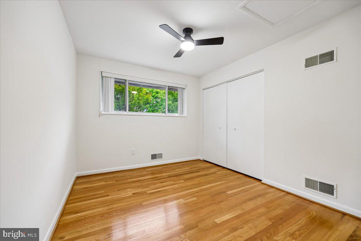 KEMP MILL ESTATES - Residential