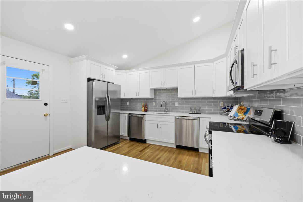 KEMP MILL ESTATES - Residential
