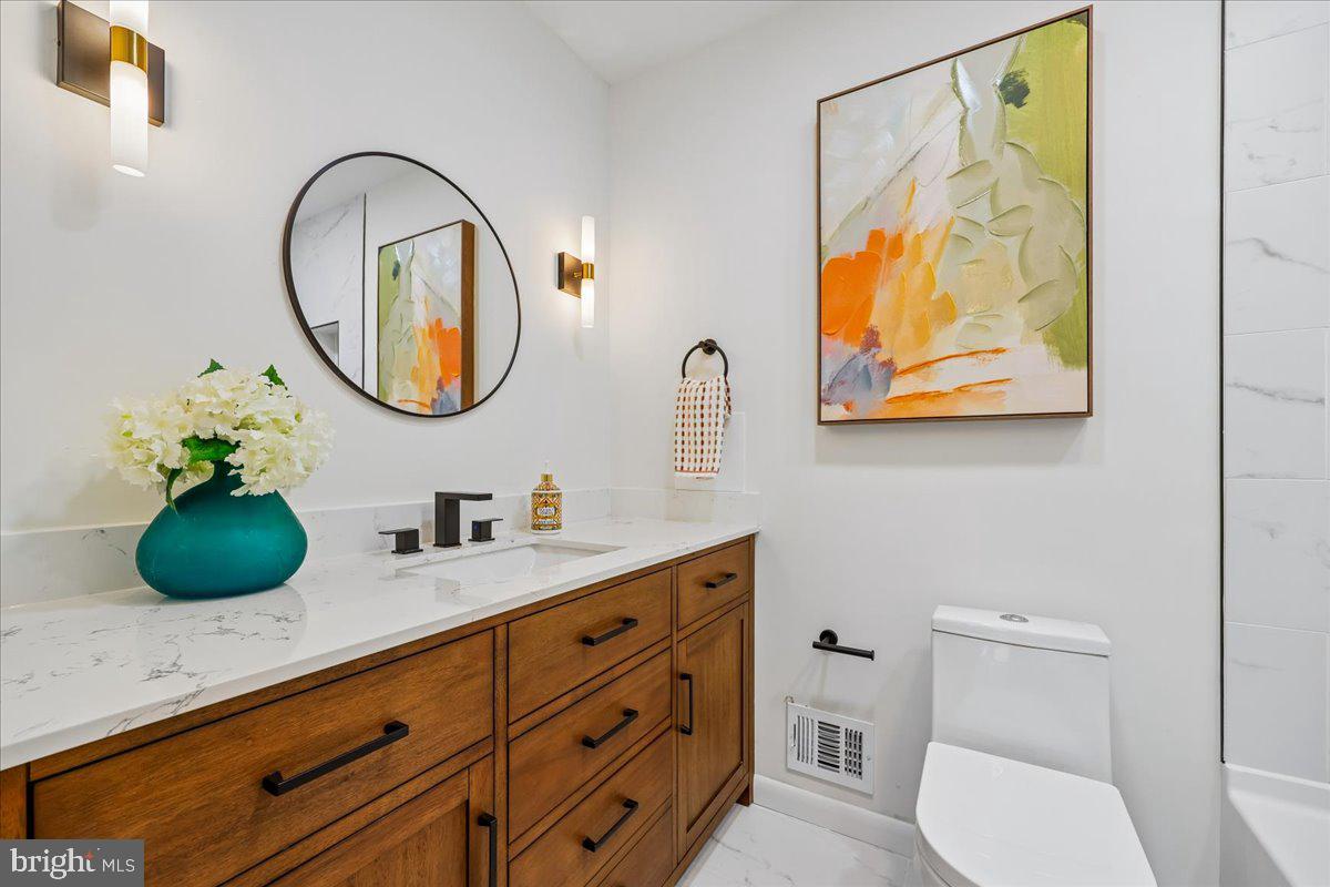 KEMP MILL ESTATES - Residential