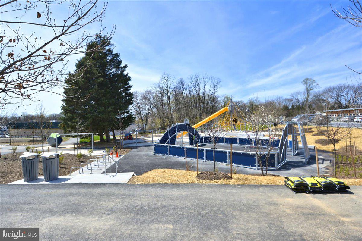 KEMP MILL ESTATES - Residential