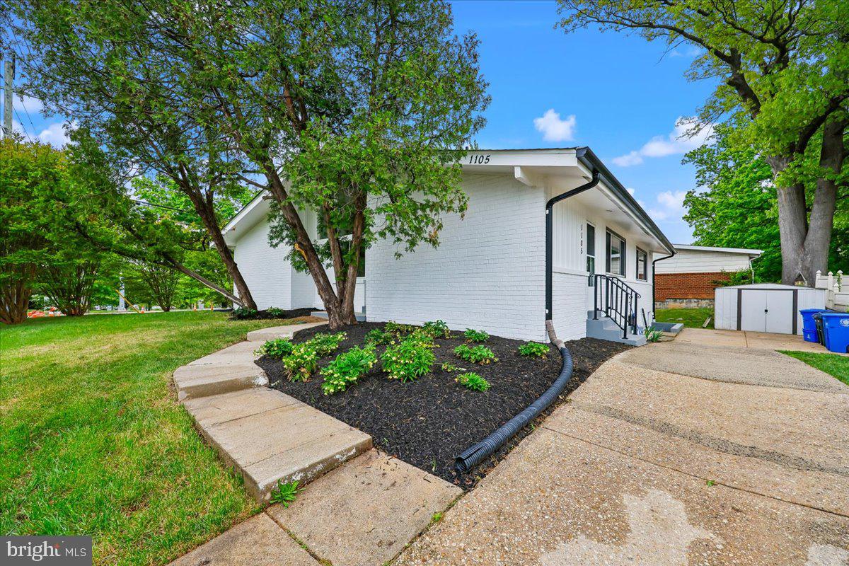 KEMP MILL ESTATES - Residential