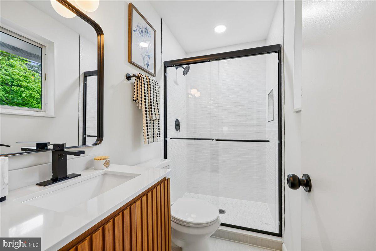 KEMP MILL ESTATES - Residential