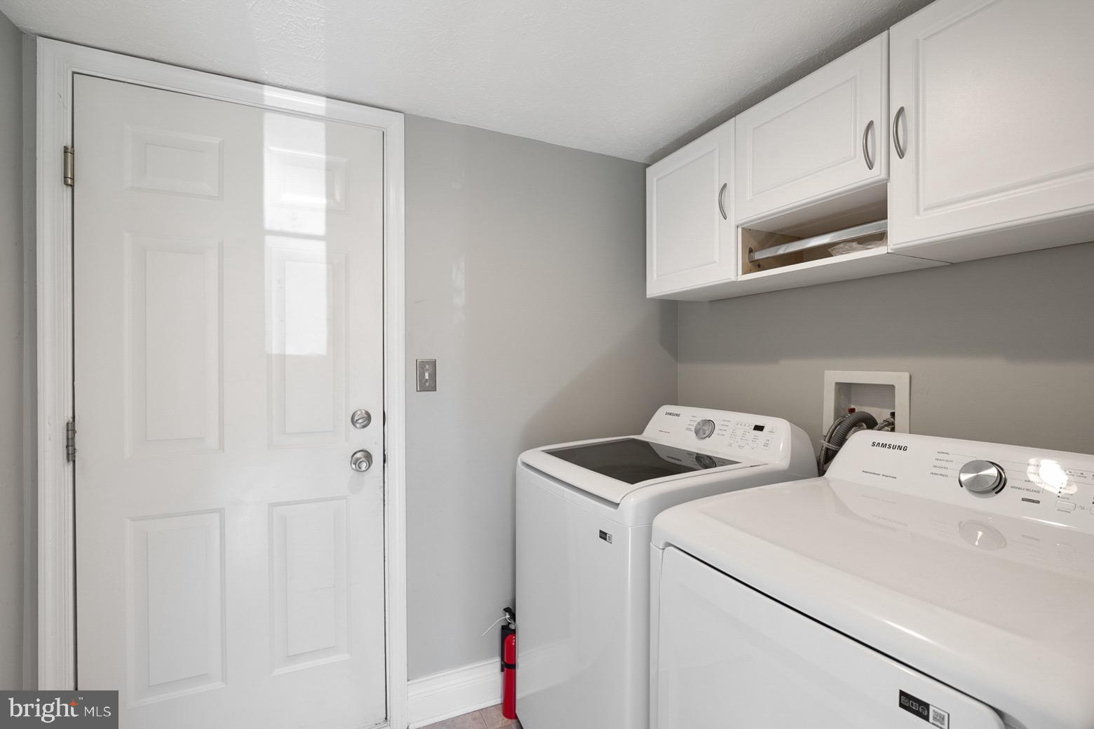 EATON SQUARE - Residential Lease