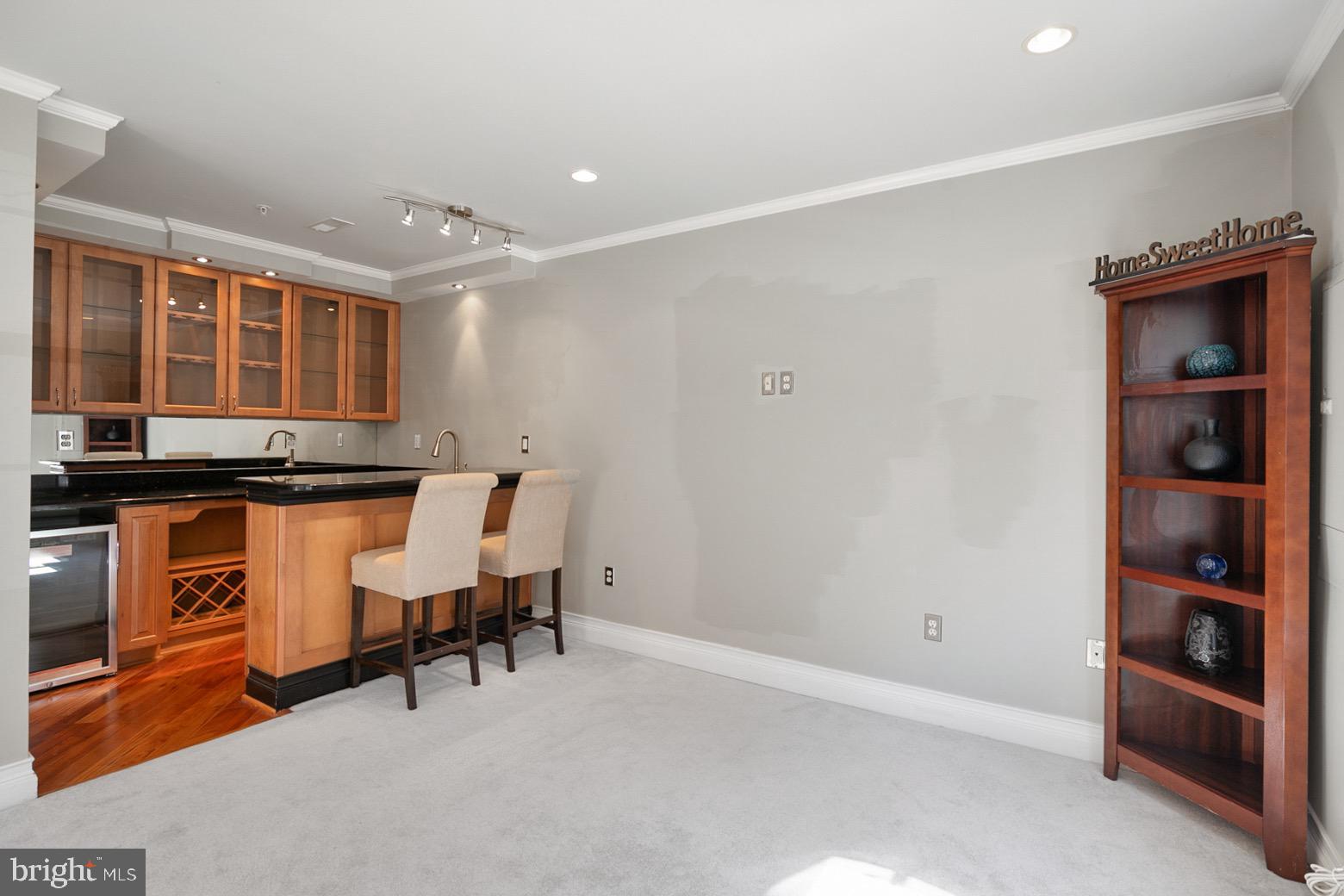 EATON SQUARE - Residential Lease