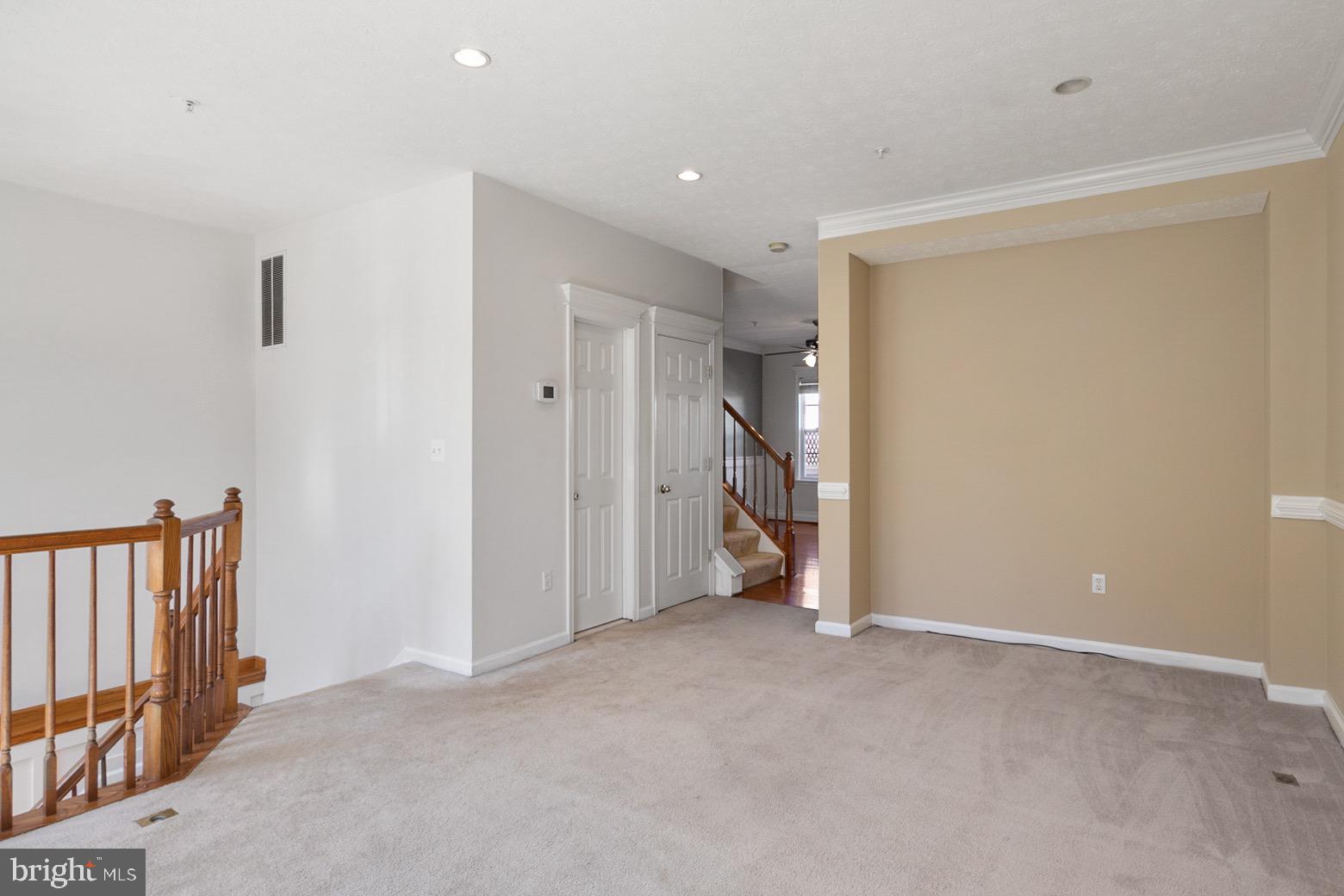 EATON SQUARE - Residential Lease