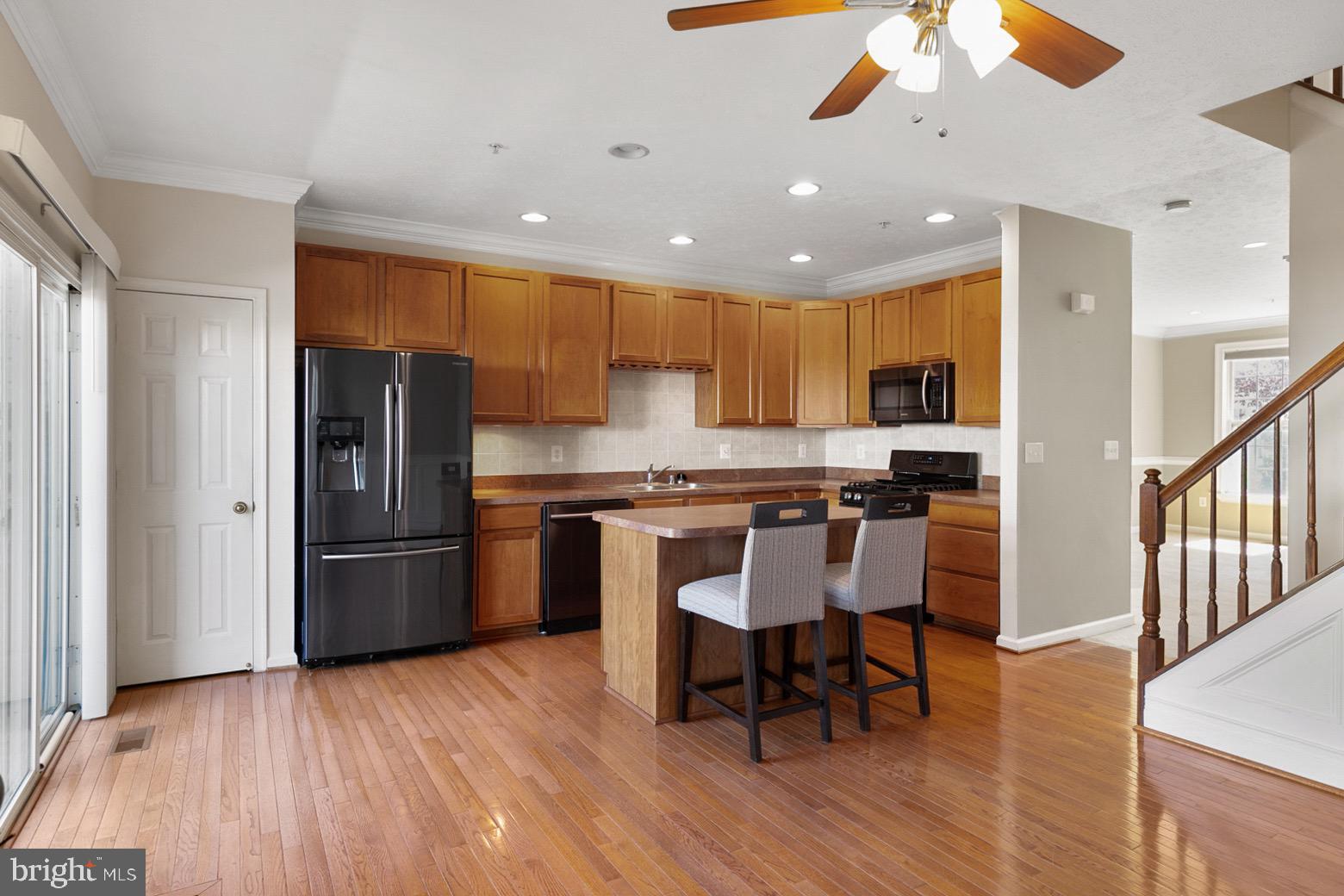 EATON SQUARE - Residential Lease