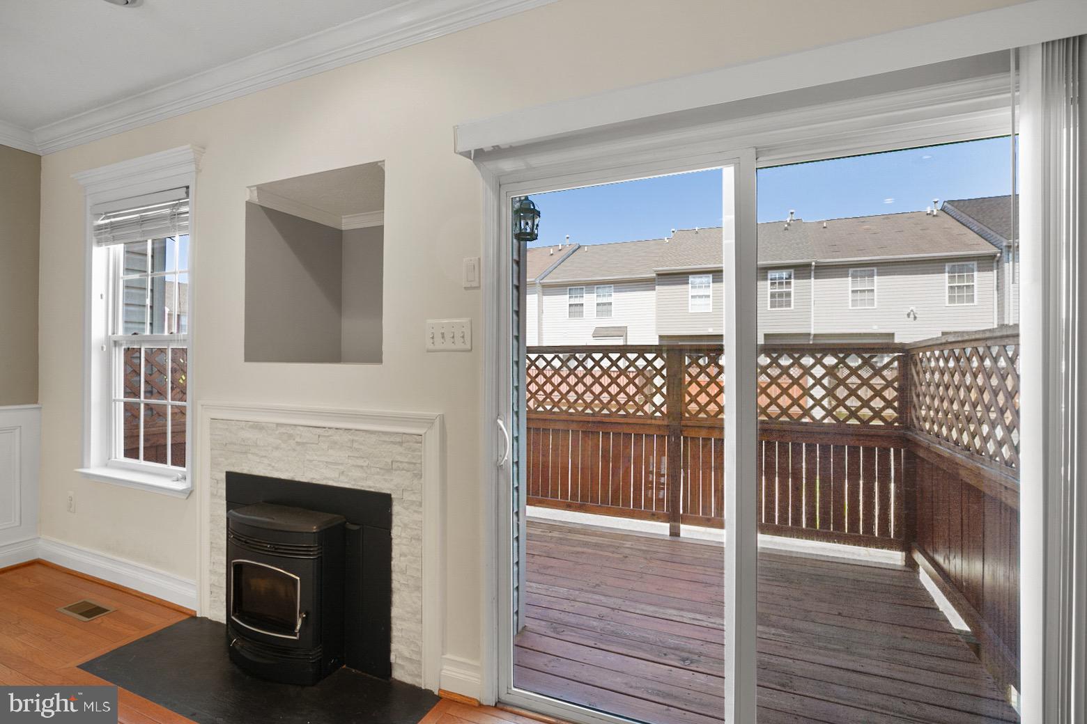 EATON SQUARE - Residential Lease