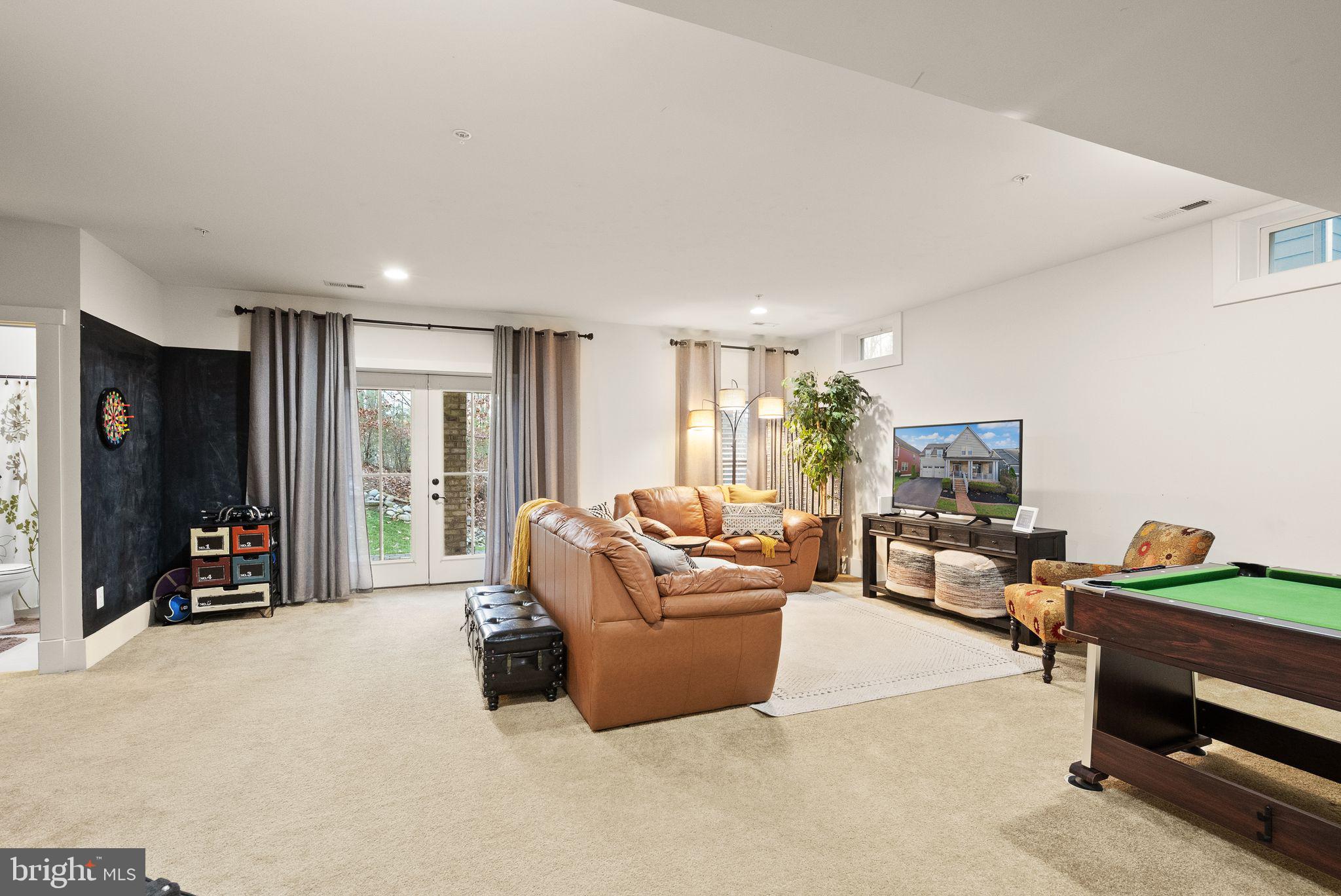 POTOMAC SHORES - Residential