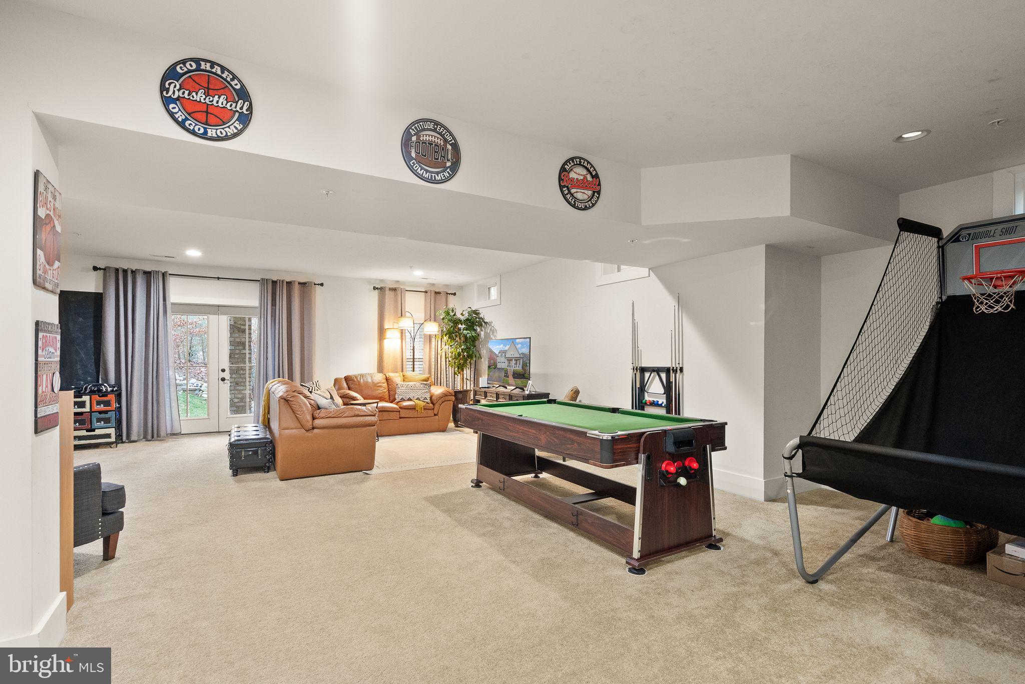 POTOMAC SHORES - Residential