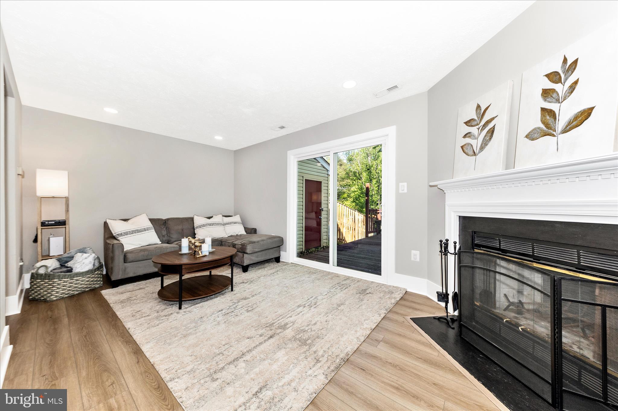 CABIN CREEKWOOD - Residential