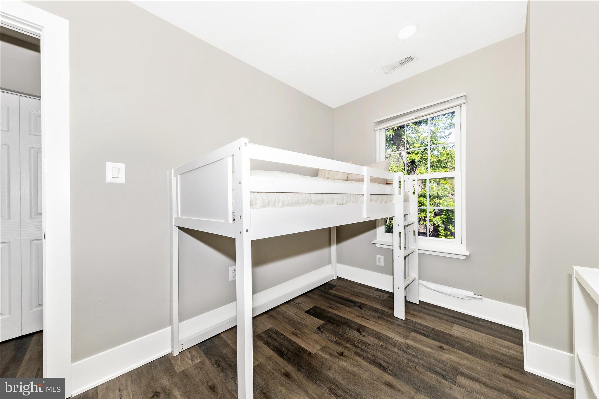 CABIN CREEKWOOD - Residential