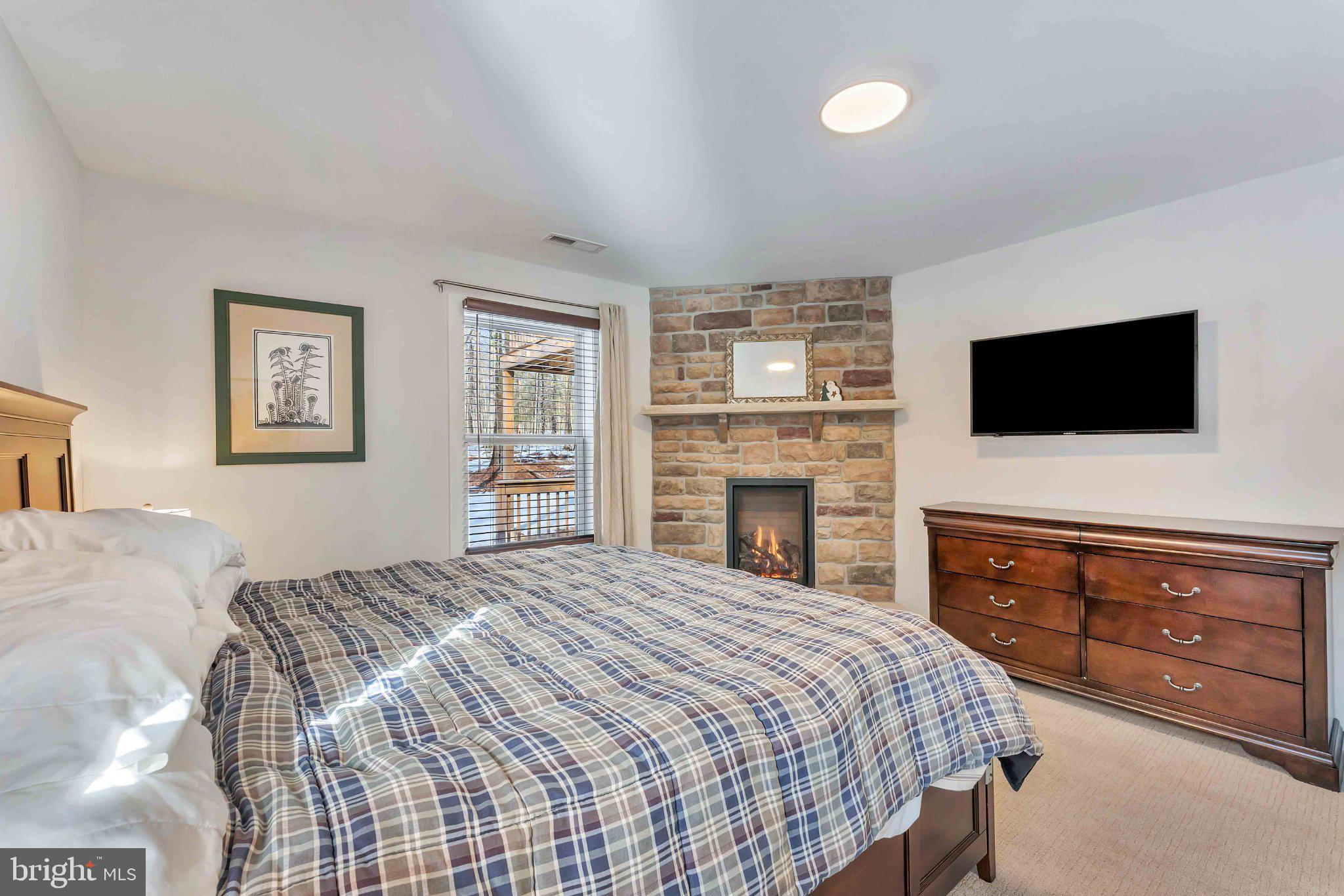 CAMELOT FOREST CONSRV ASSOC - Residential