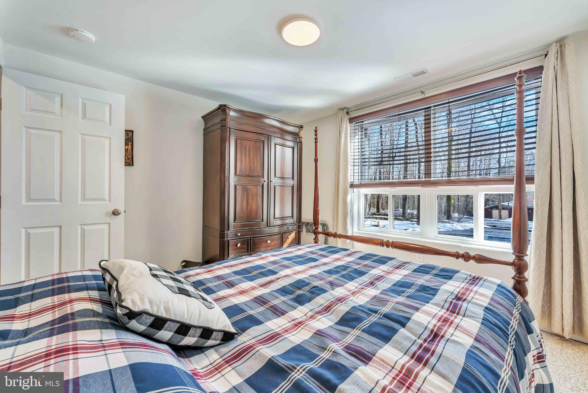 CAMELOT FOREST CONSRV ASSOC - Residential