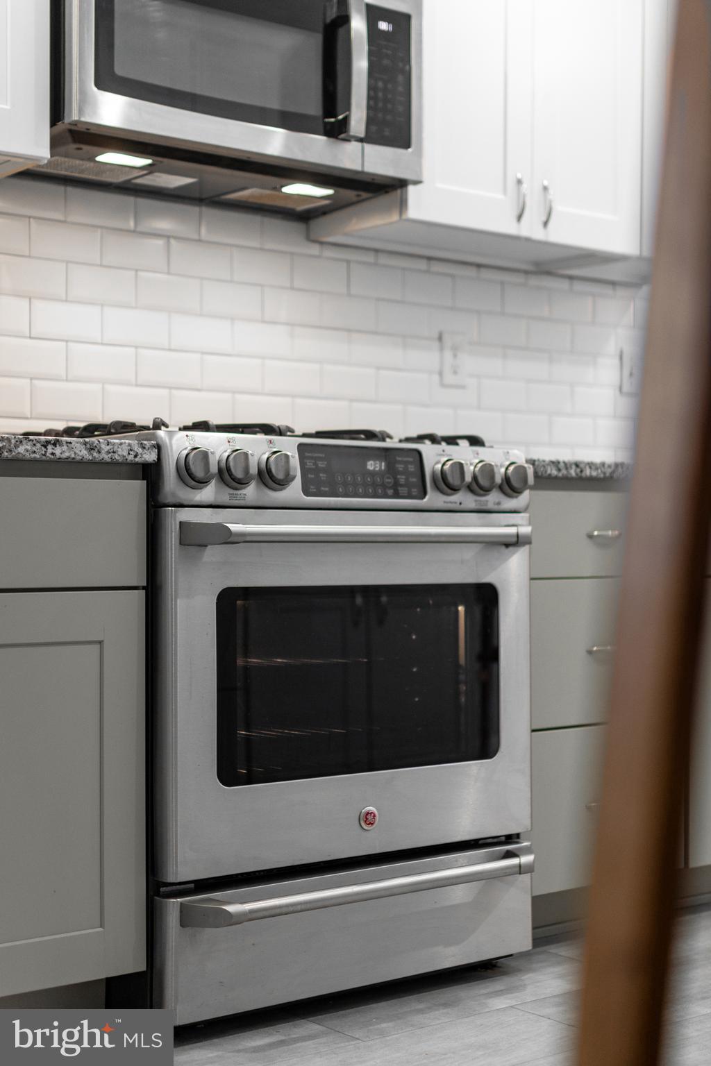 HOLMES-FOSTER - Residential