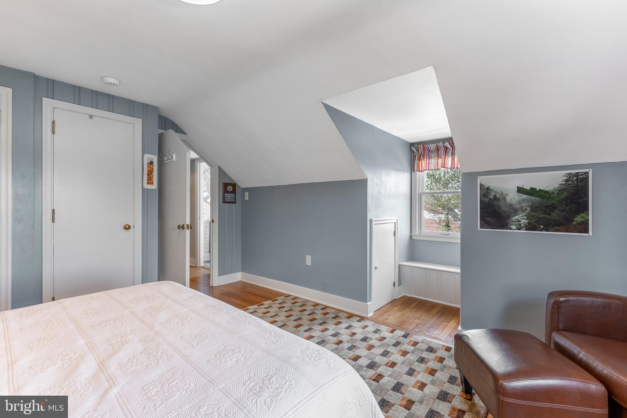 HOLMES-FOSTER - Residential