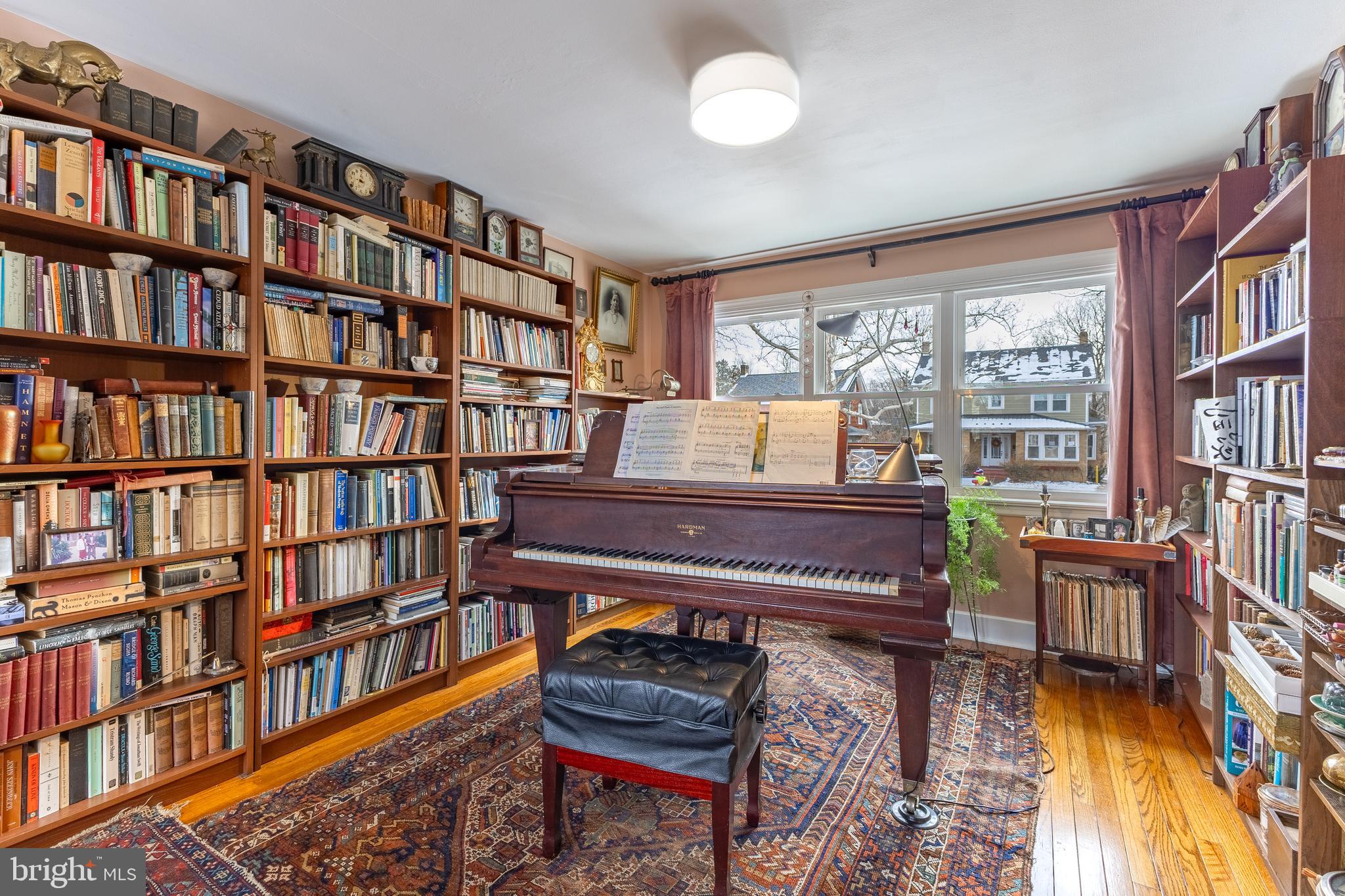 HOLMES-FOSTER - Residential