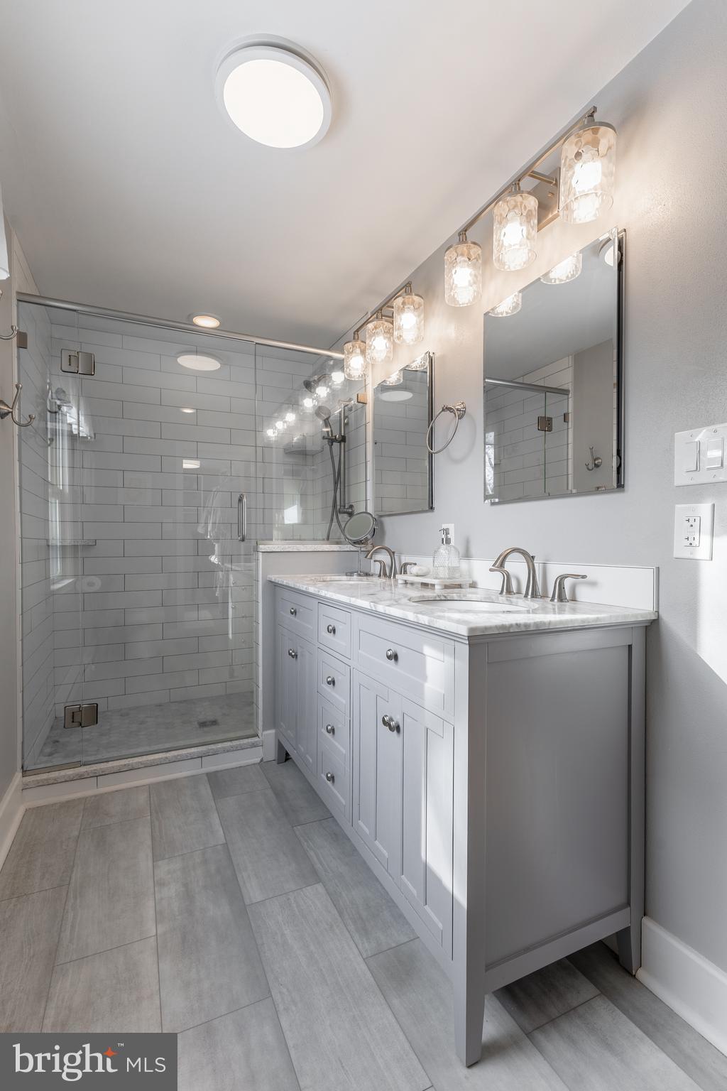 HOLMES-FOSTER - Residential