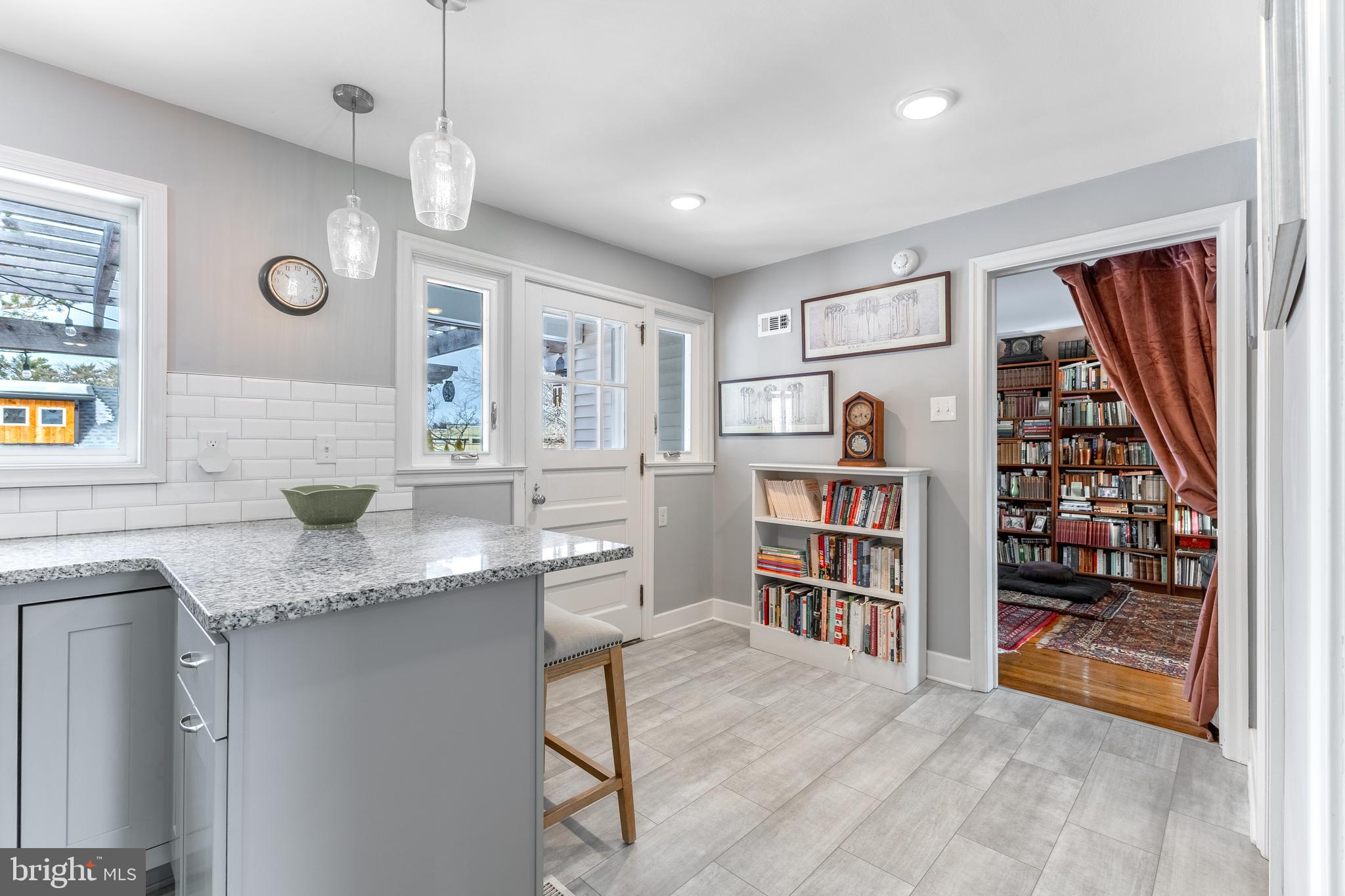 HOLMES-FOSTER - Residential