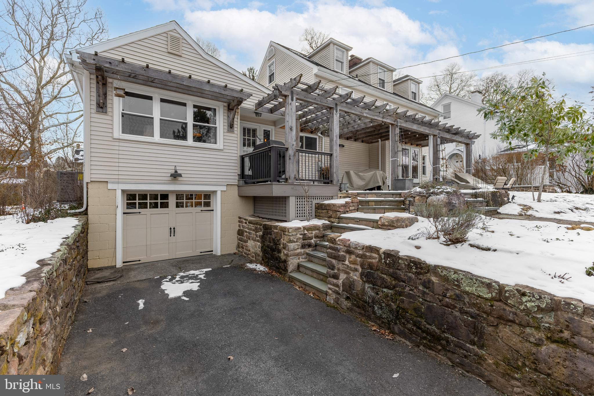 HOLMES-FOSTER - Residential