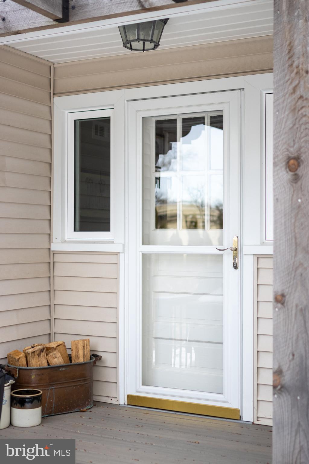 HOLMES-FOSTER - Residential