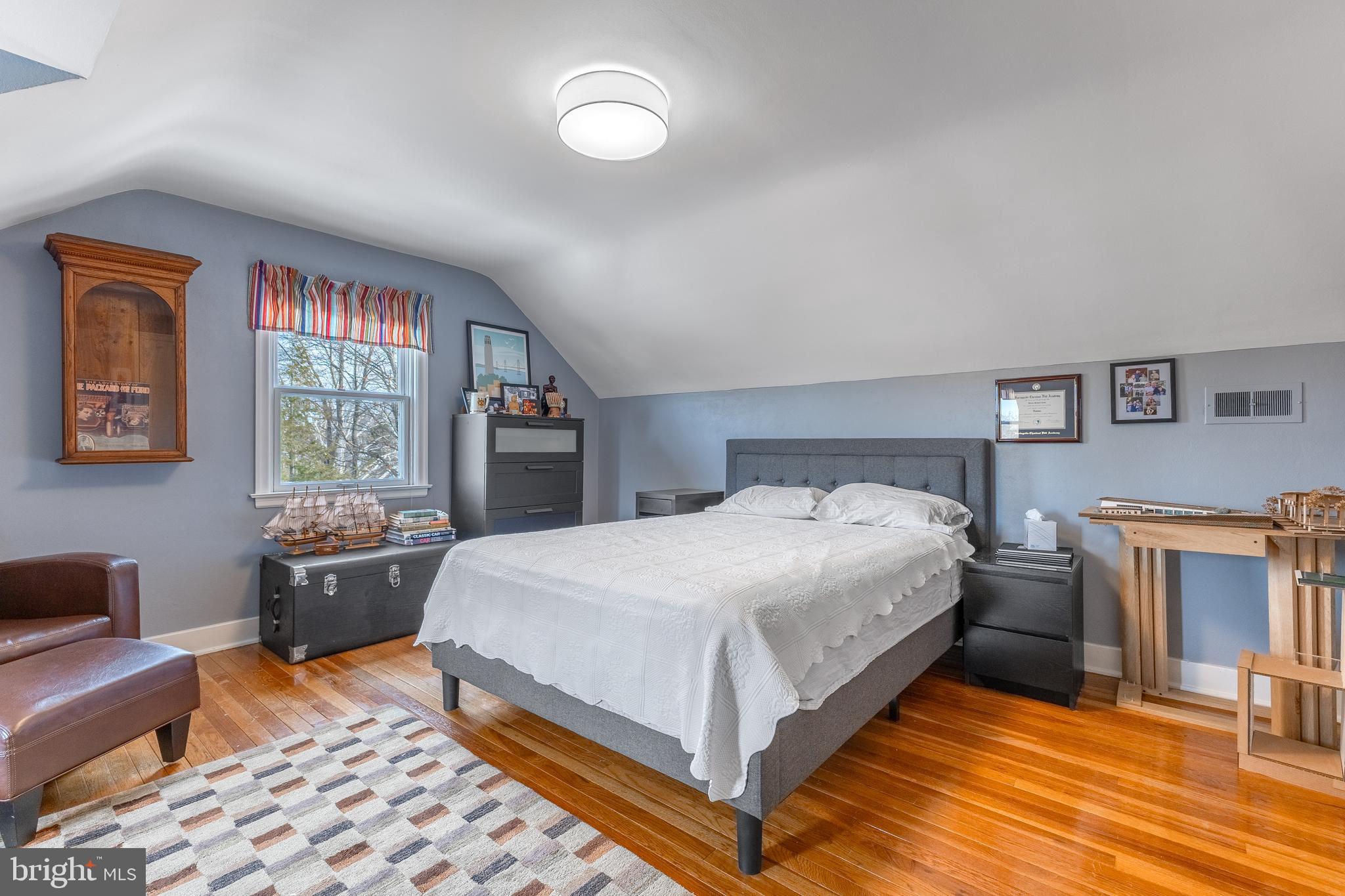 HOLMES-FOSTER - Residential