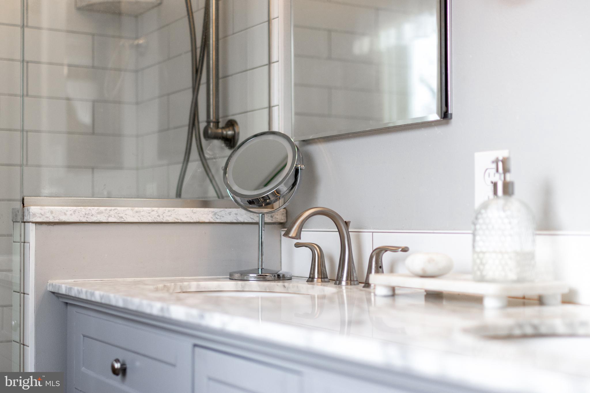 HOLMES-FOSTER - Residential