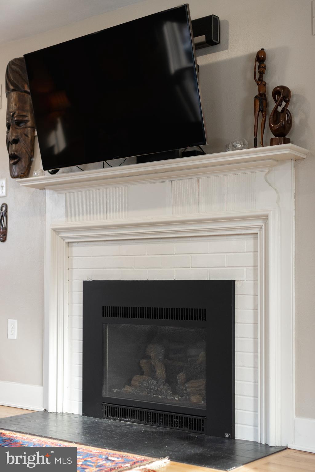 HOLMES-FOSTER - Residential