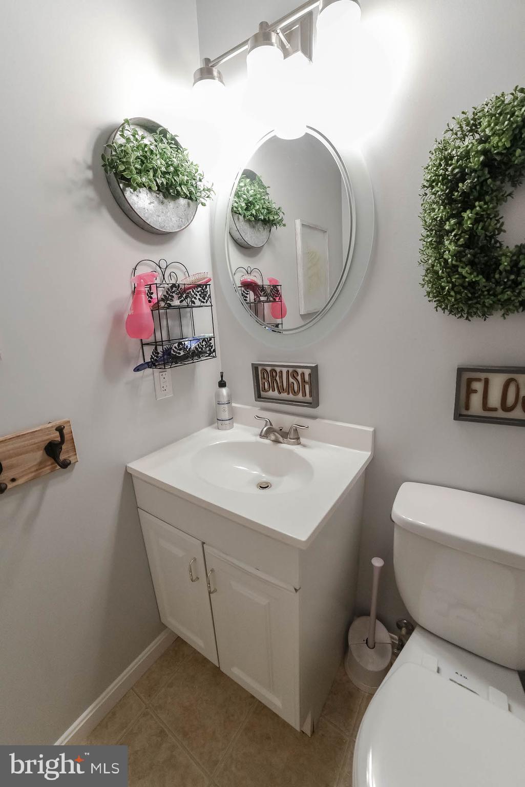 GOLDEN BEACH - Residential