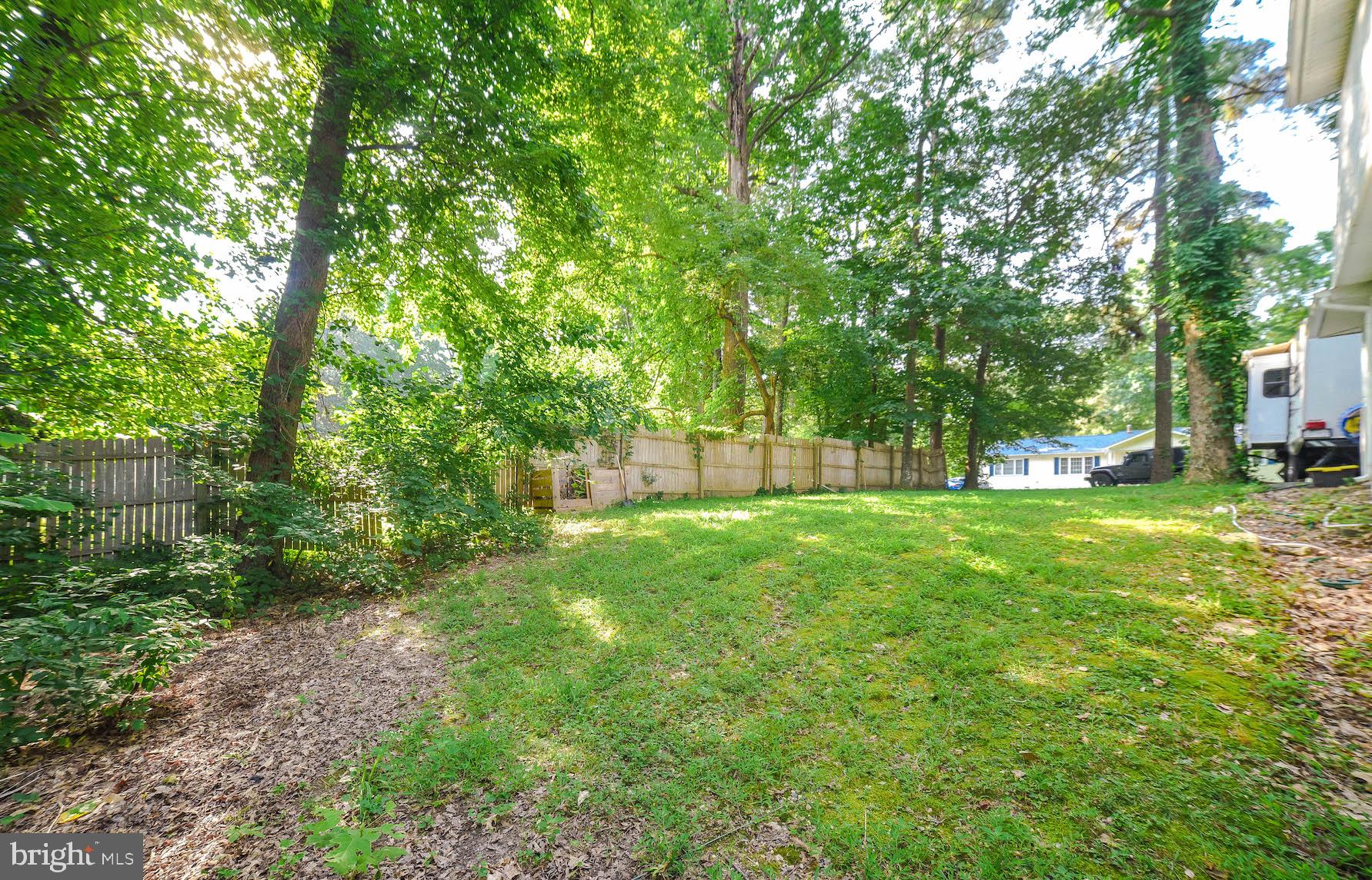 GOLDEN BEACH - Residential