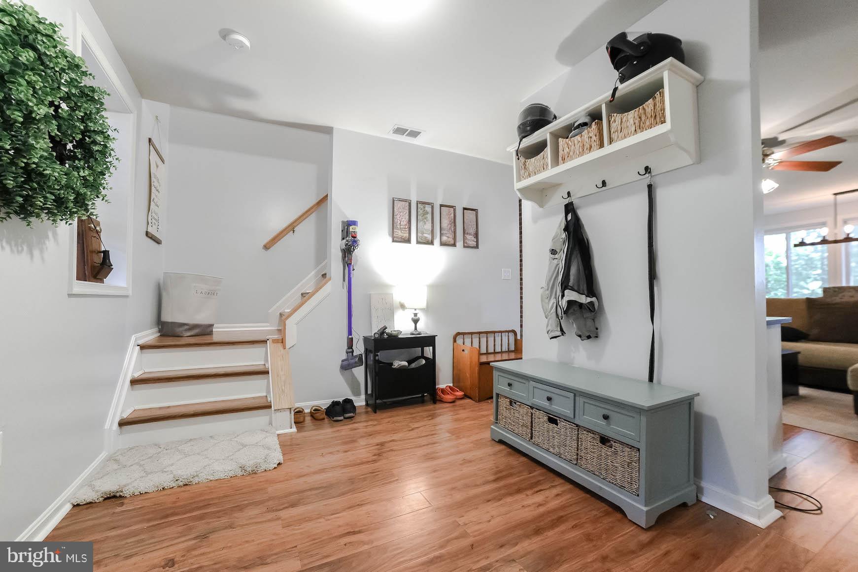 GOLDEN BEACH - Residential