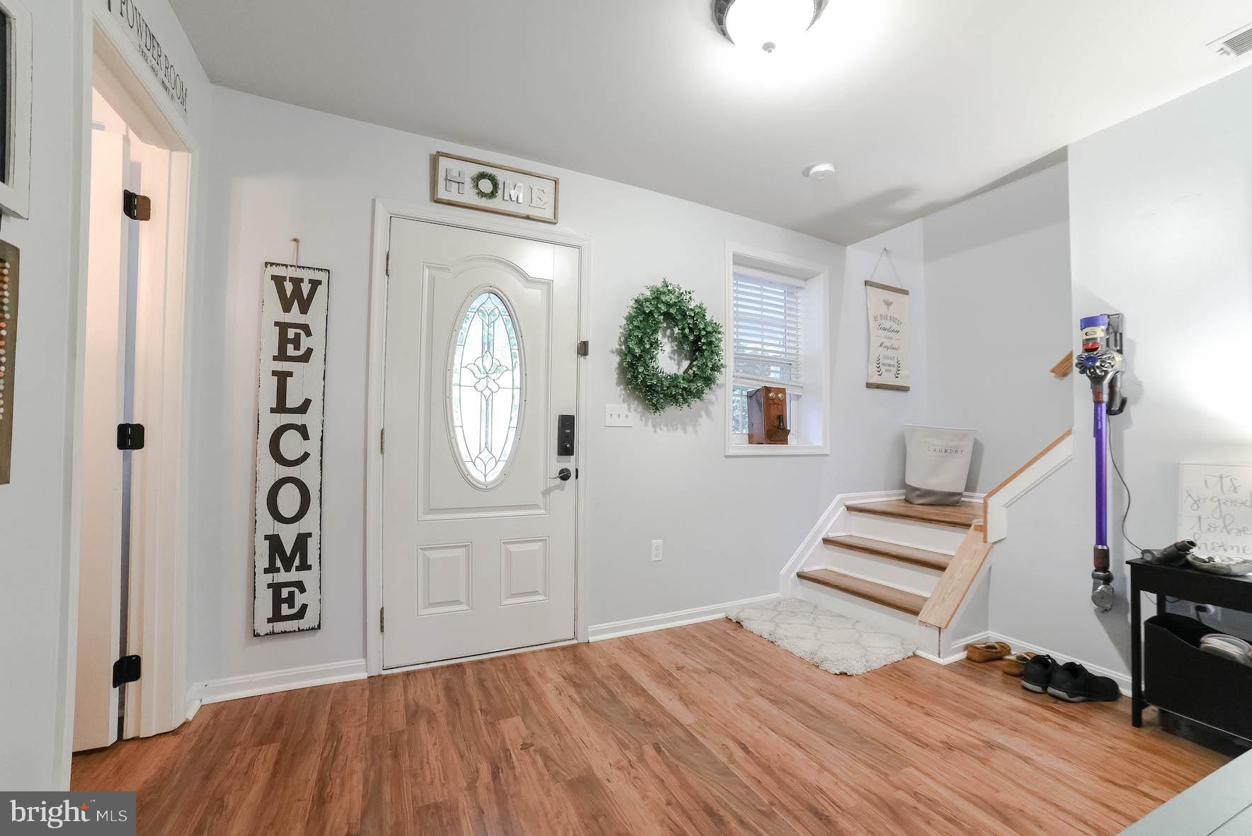 GOLDEN BEACH - Residential