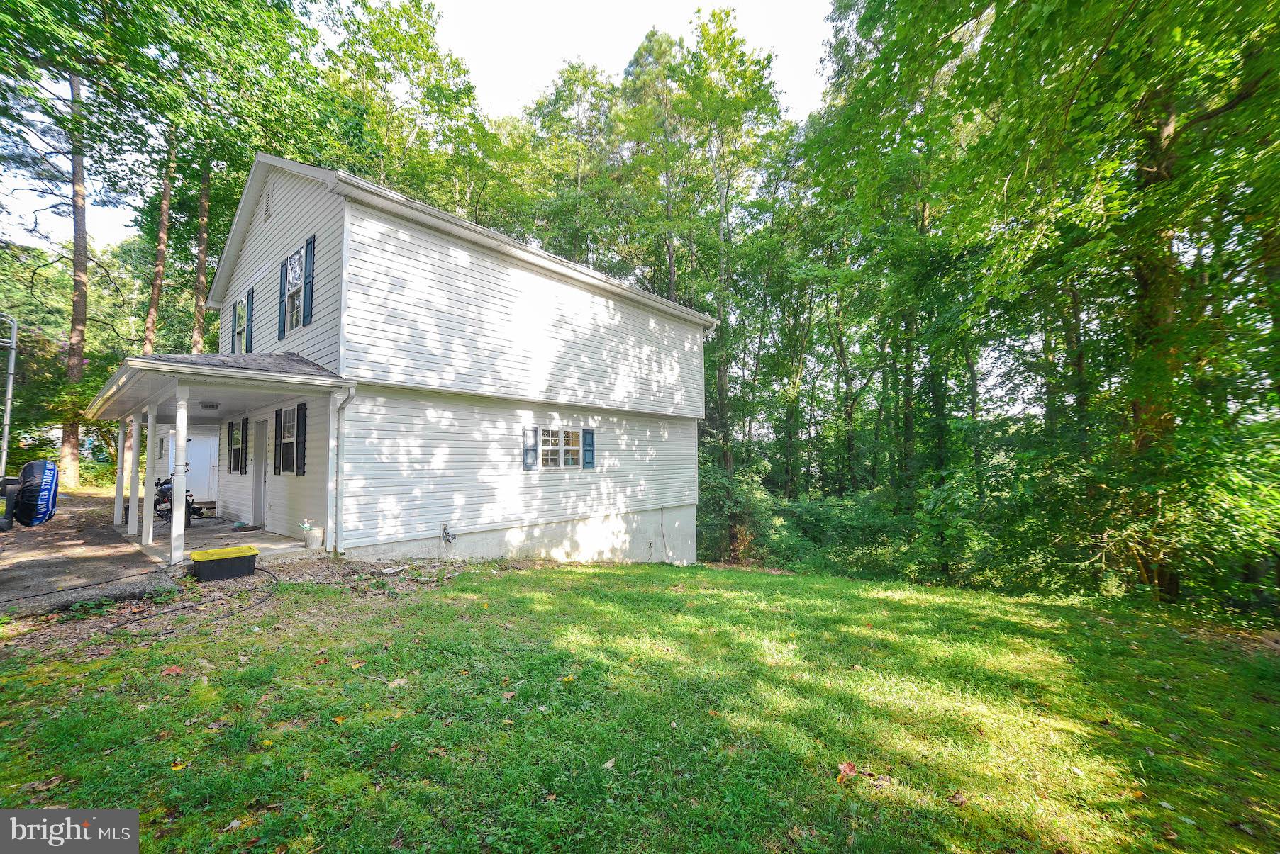 GOLDEN BEACH - Residential