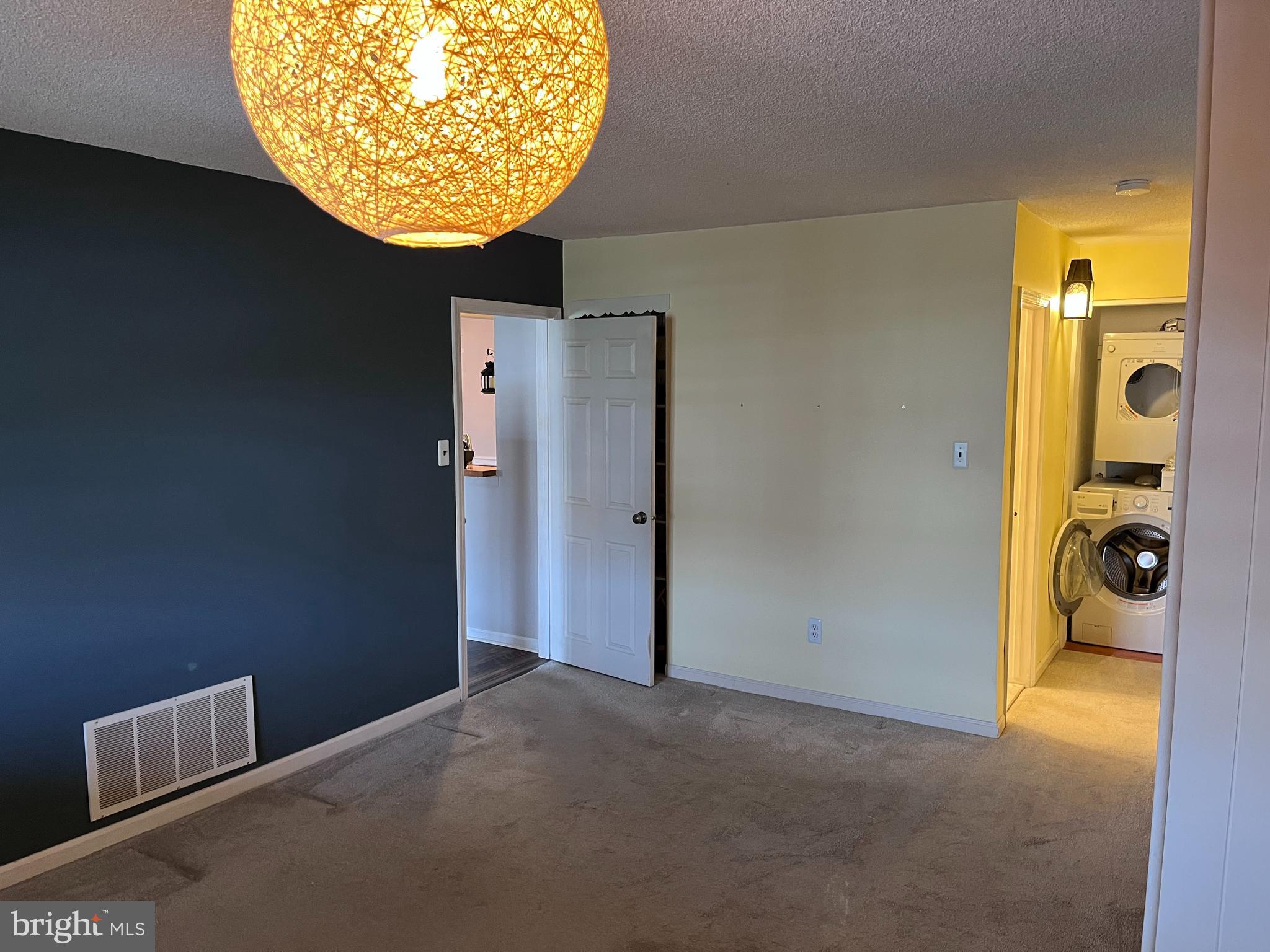 WESTOVER HARBOR - Residential Lease