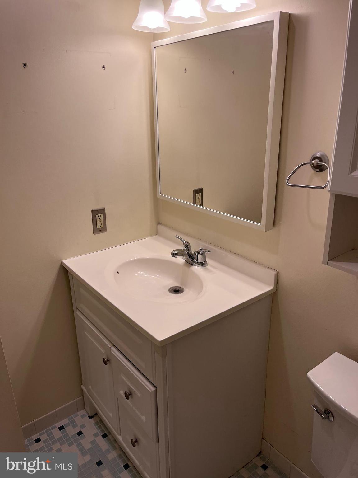 WESTOVER HARBOR - Residential Lease