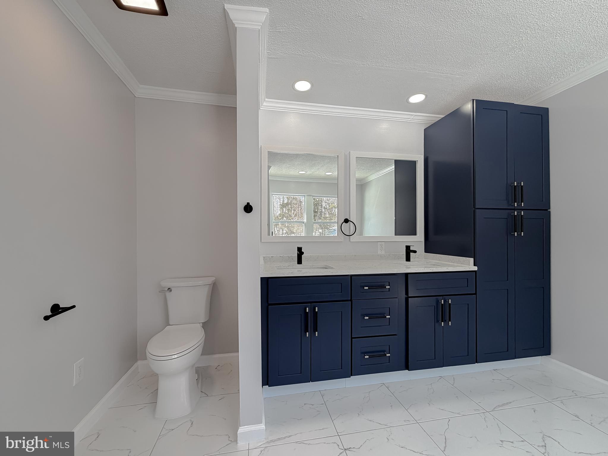 RUSTIC HILLS - Residential