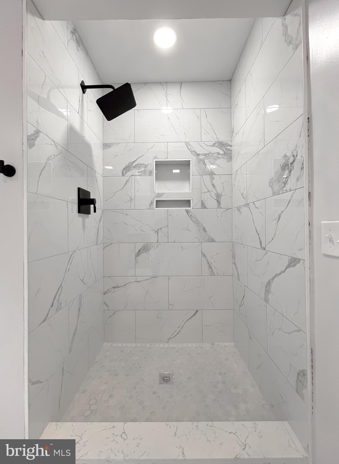 RUSTIC HILLS - Residential