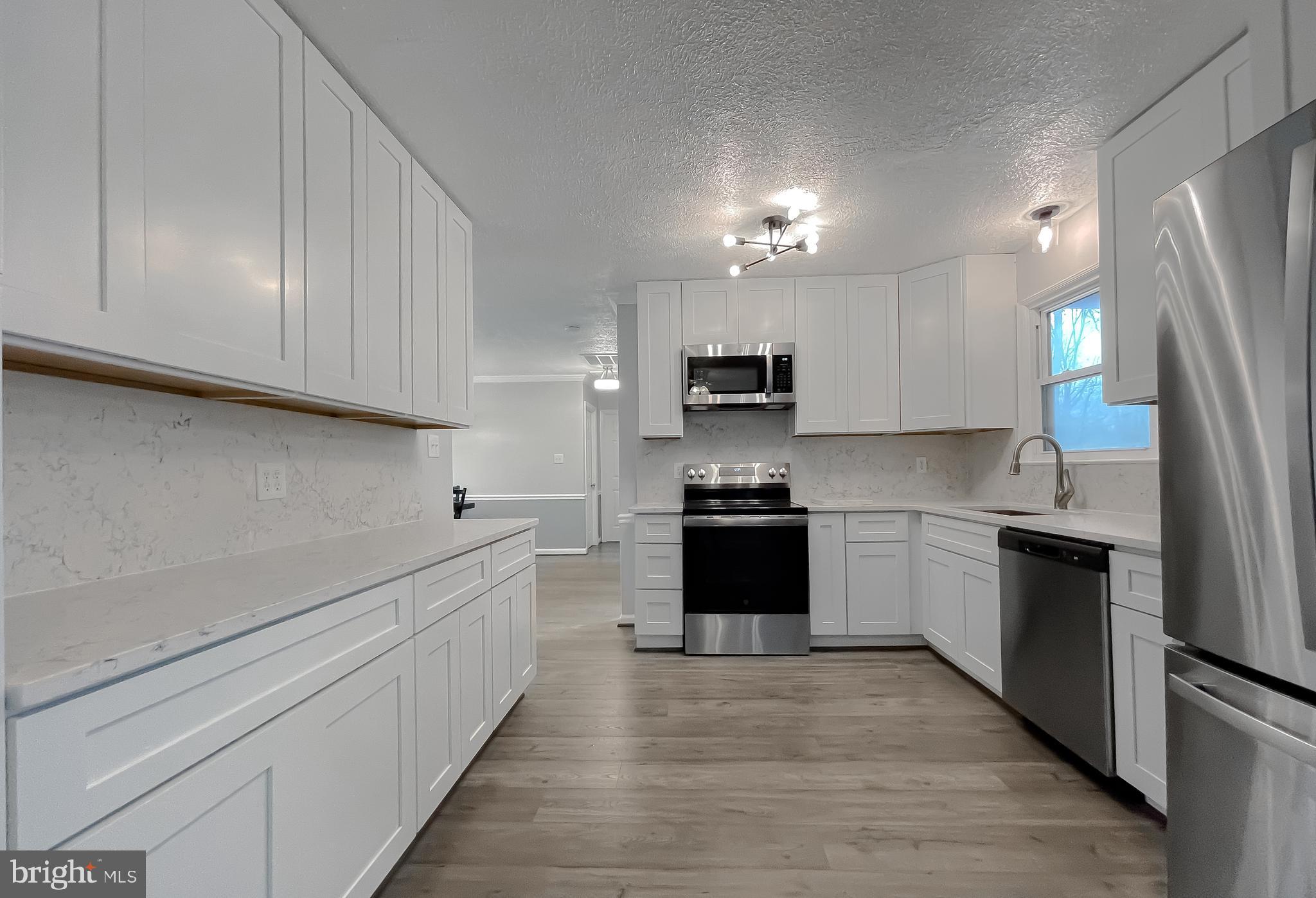 RUSTIC HILLS - Residential