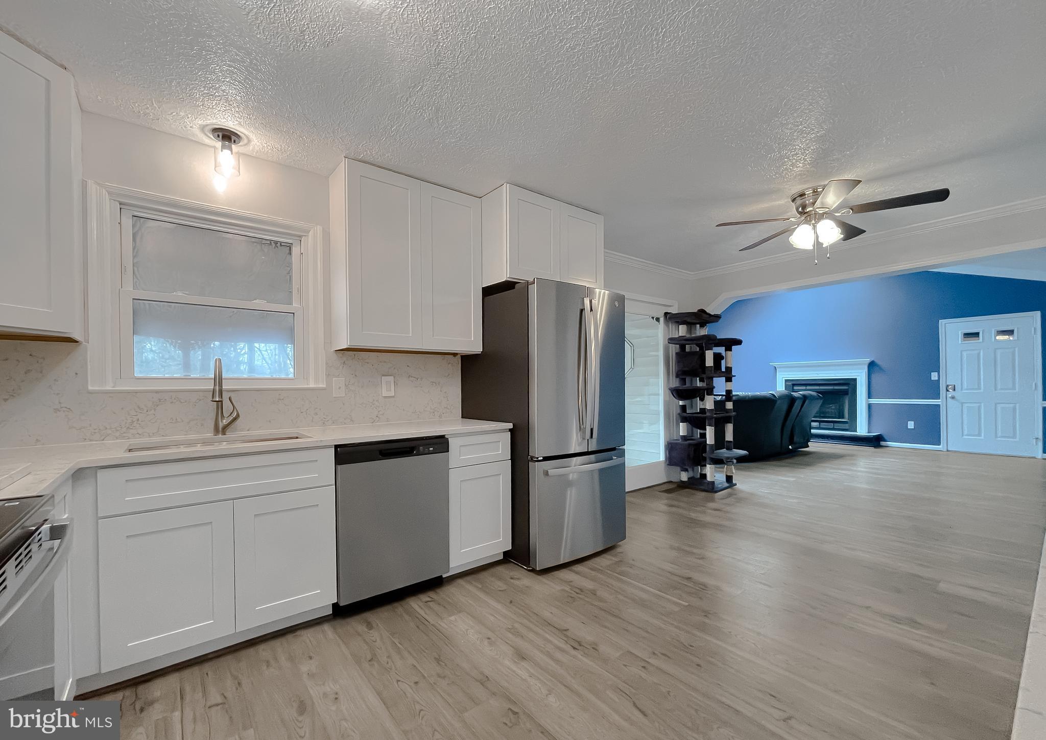 RUSTIC HILLS - Residential