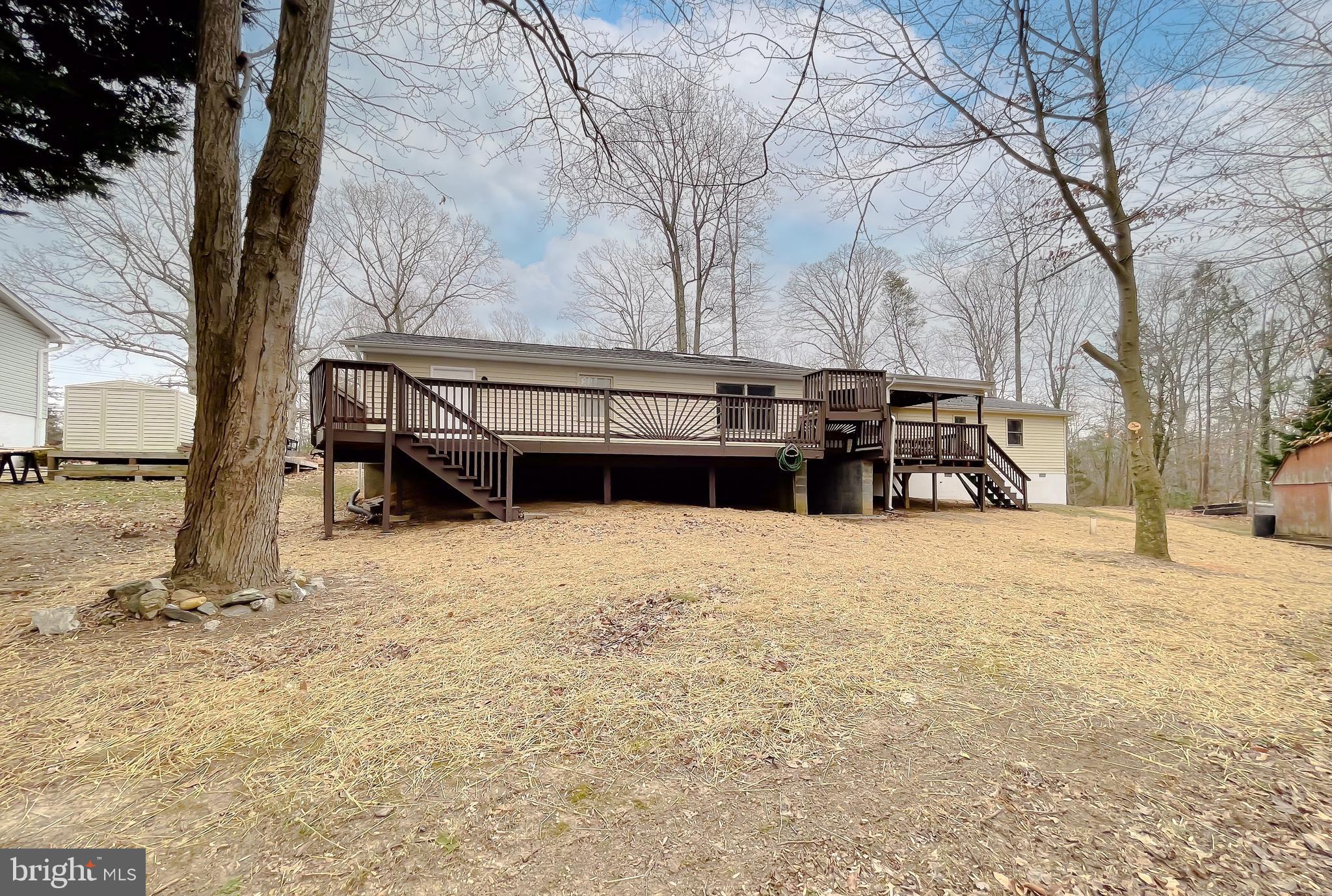 RUSTIC HILLS - Residential