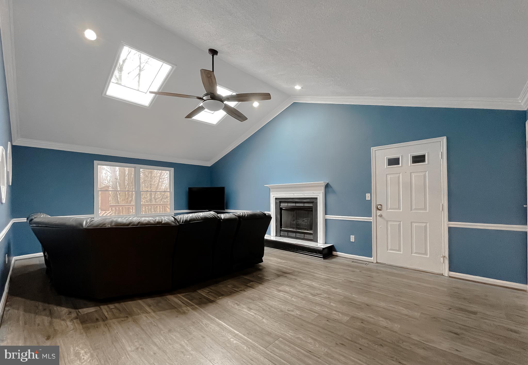 RUSTIC HILLS - Residential